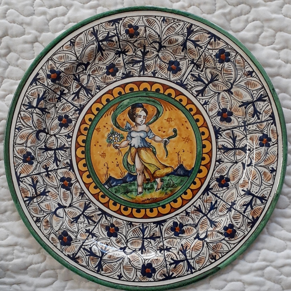 Beautiful Italian "GODDESS" decorative plate.